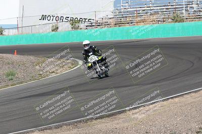 media/Apr-20-2025-AHRMA (Sun) [[393a79c373]]/Race/Group 12 early race/Turn 4b/